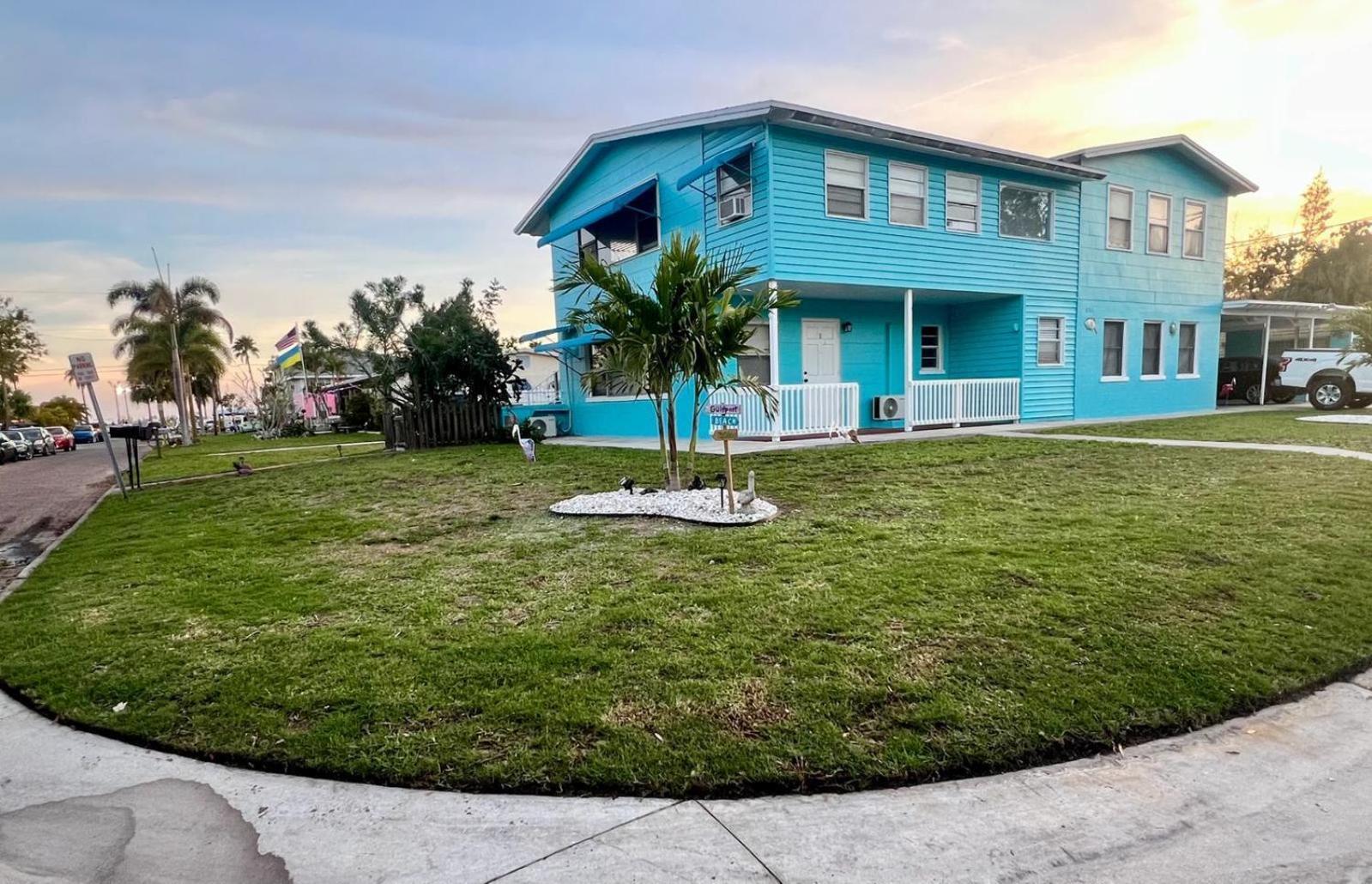 Lovely Vacation Home 1 Block From Beach & Downtown Gulfport St. Petersburg Exterior foto