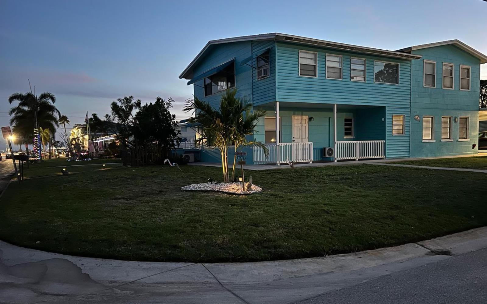 Lovely Vacation Home 1 Block From Beach & Downtown Gulfport St. Petersburg Exterior foto