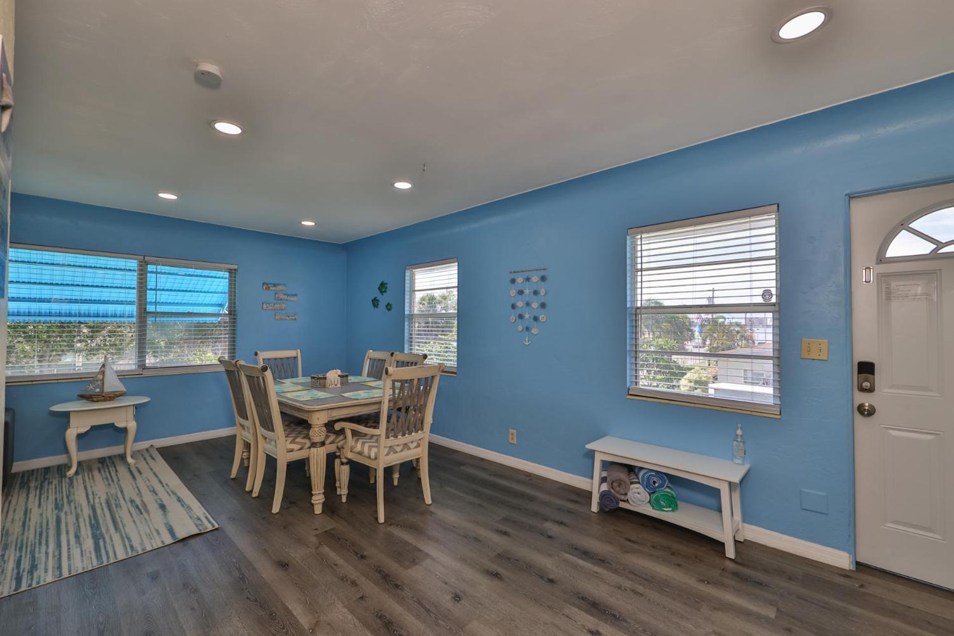 Lovely Vacation Home 1 Block From Beach & Downtown Gulfport St. Petersburg Exterior foto