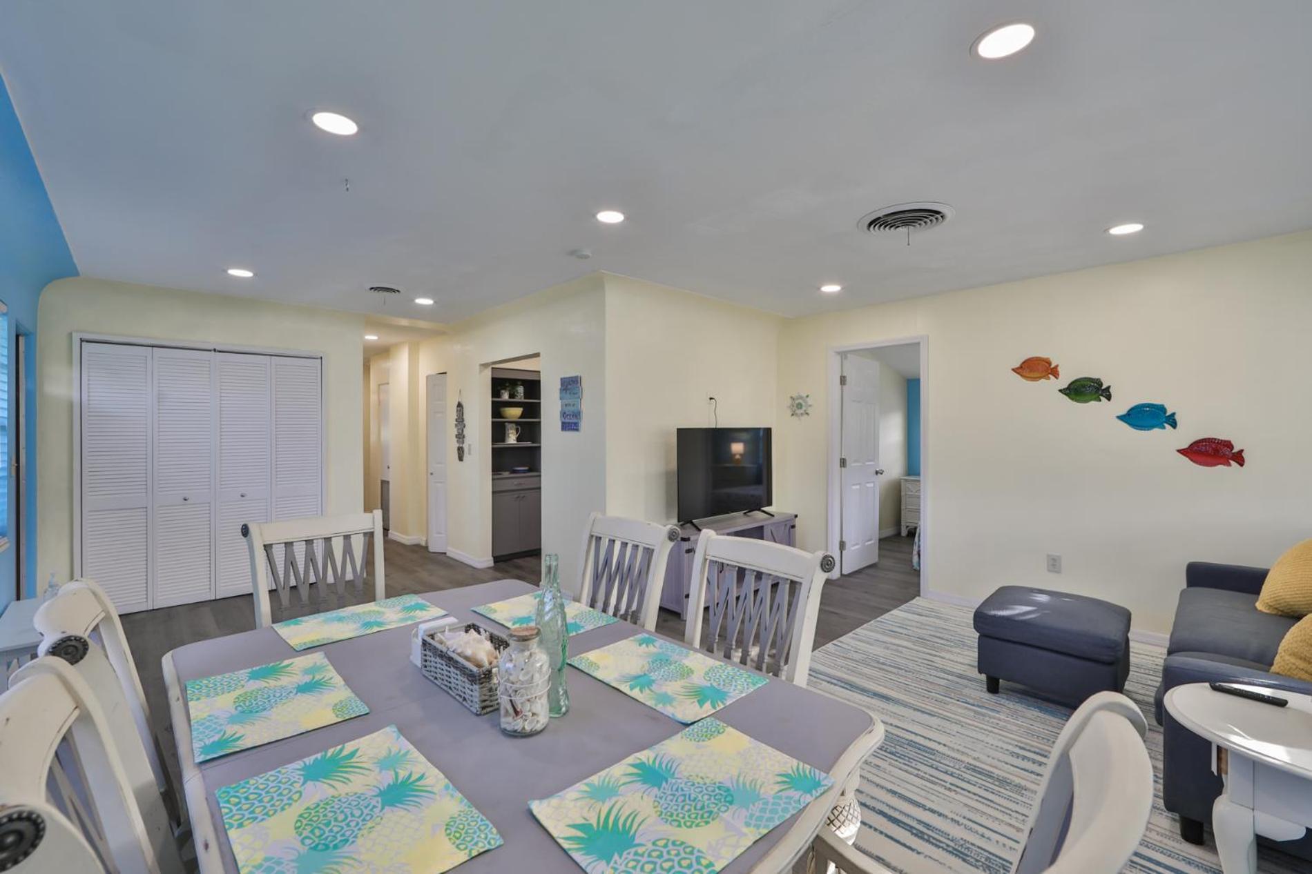 Lovely Vacation Home 1 Block From Beach & Downtown Gulfport St. Petersburg Exterior foto