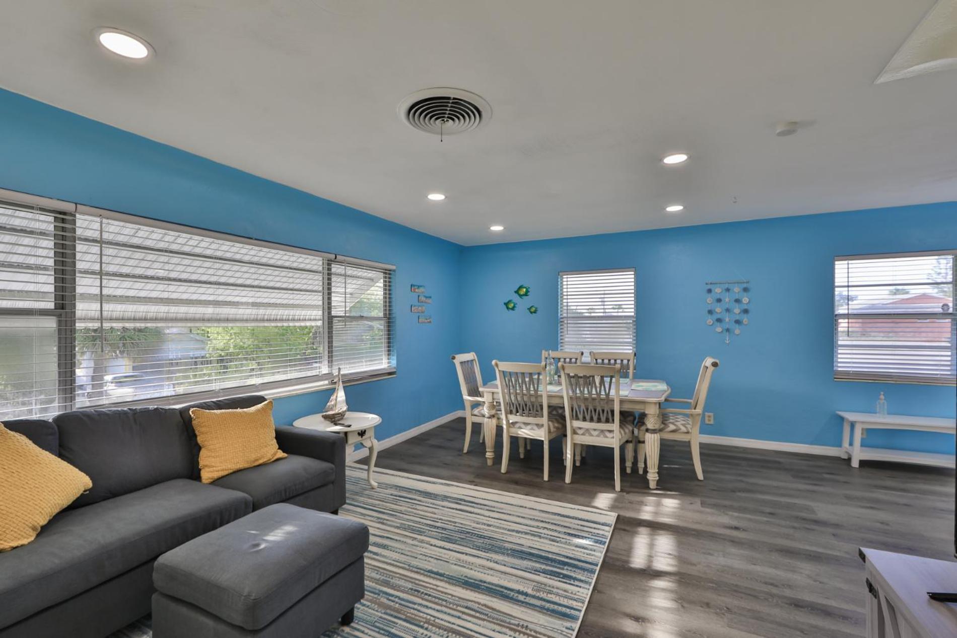 Lovely Vacation Home 1 Block From Beach & Downtown Gulfport St. Petersburg Exterior foto