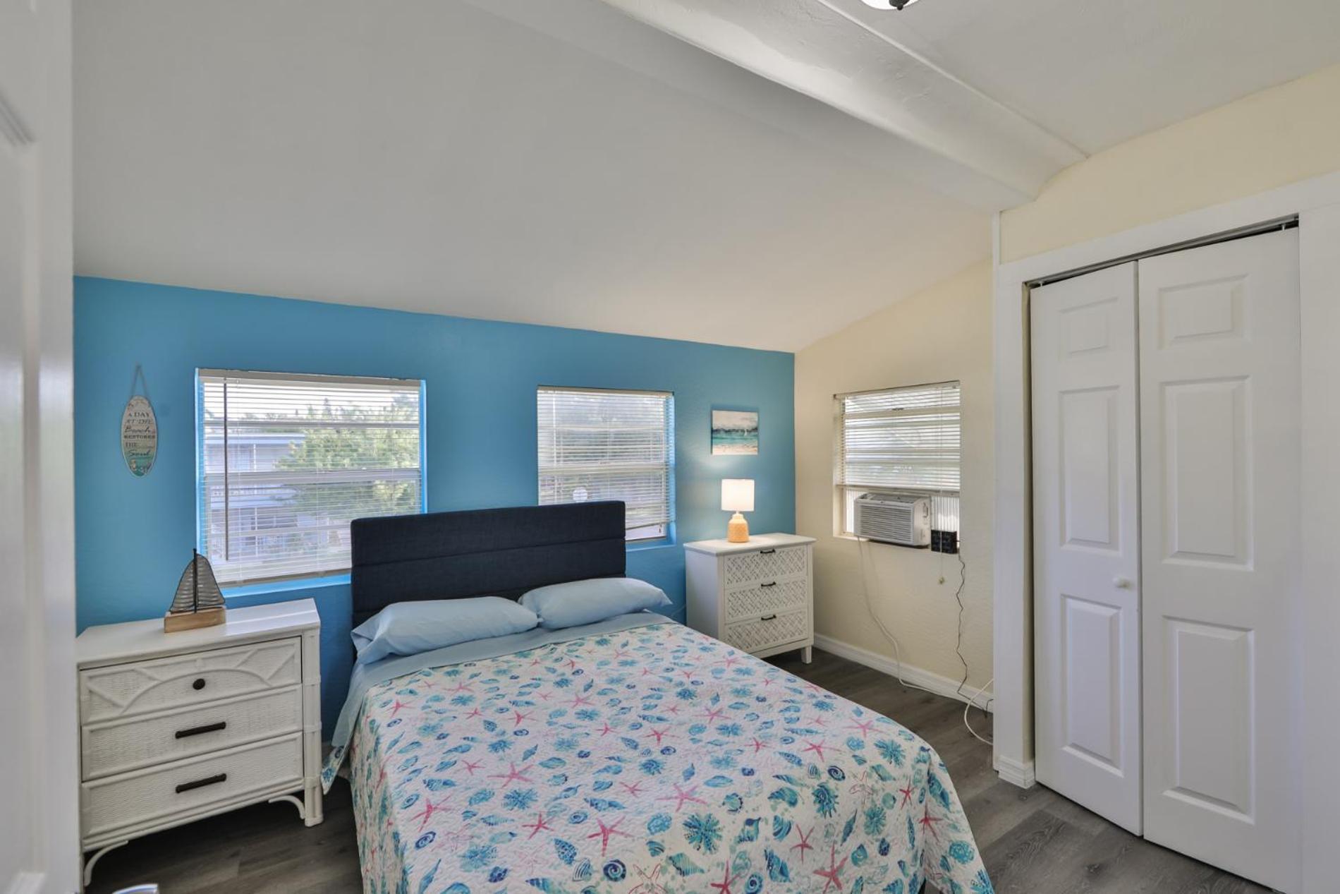 Lovely Vacation Home 1 Block From Beach & Downtown Gulfport St. Petersburg Exterior foto