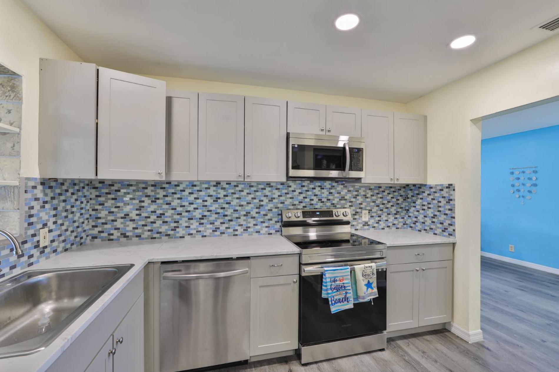 Lovely Vacation Home 1 Block From Beach & Downtown Gulfport St. Petersburg Exterior foto