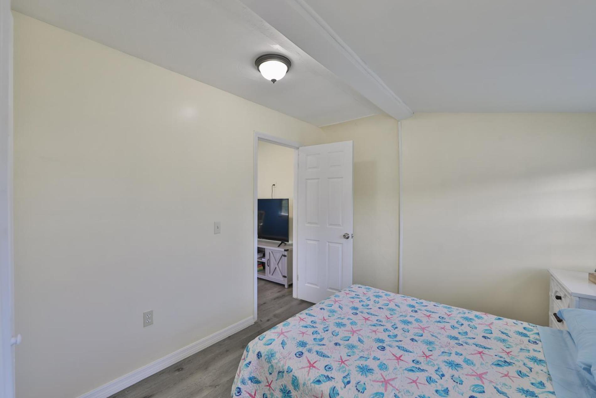 Lovely Vacation Home 1 Block From Beach & Downtown Gulfport St. Petersburg Exterior foto