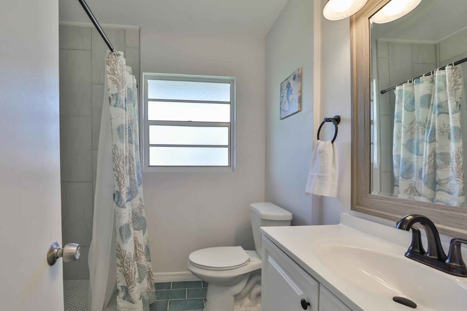 Lovely Vacation Home 1 Block From Beach & Downtown Gulfport St. Petersburg Exterior foto